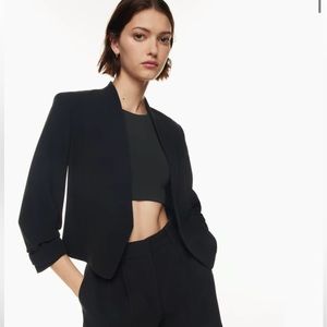 Aritzia Babaton Power Blazer - excellent condition
